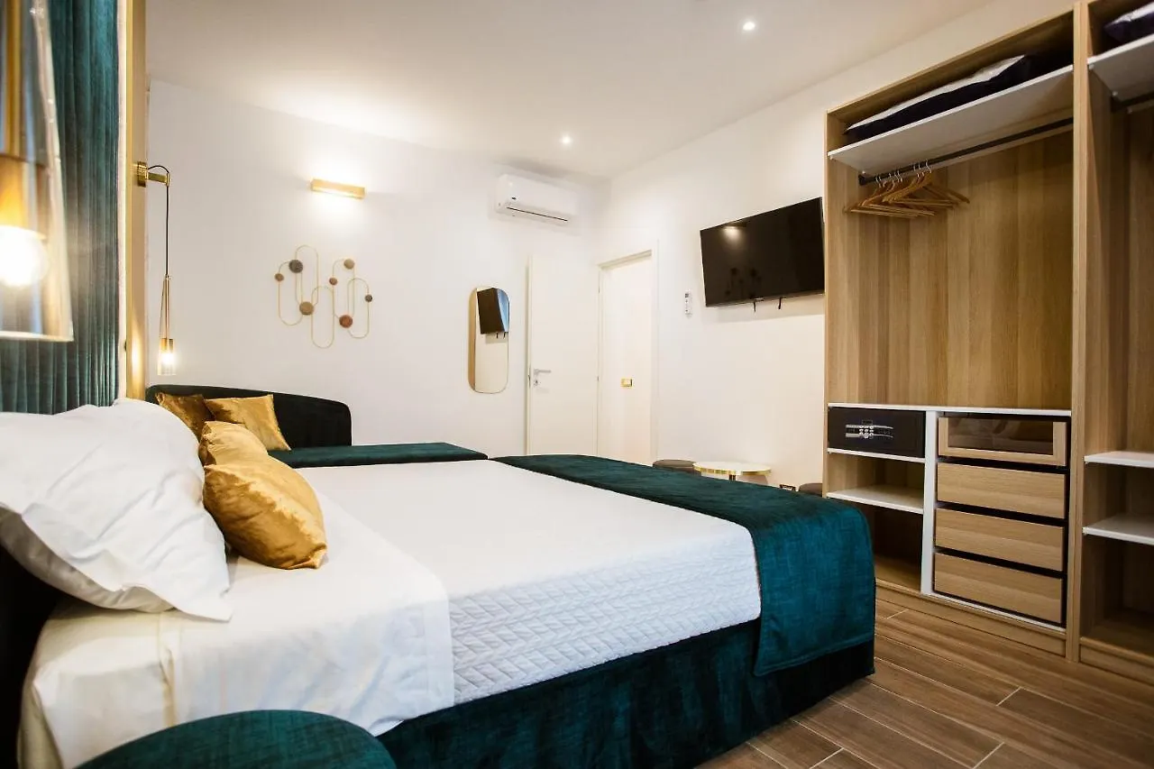 Design Suite Cinque Terre La Spezia 0*,  Italy
